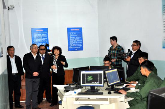 ������´����д�ͼƬ