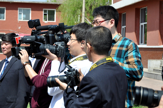 ������´����д�ͼƬ